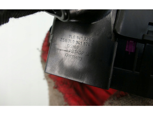 Pojistková skříňka 7L0941828B Porsche Cayenne (9PA) 2005