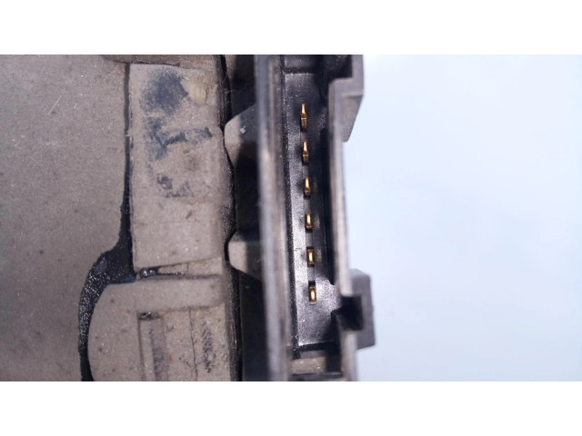 Педаль акселератора