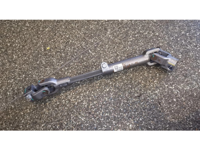 Крестовидная связь оси рулевого колеса