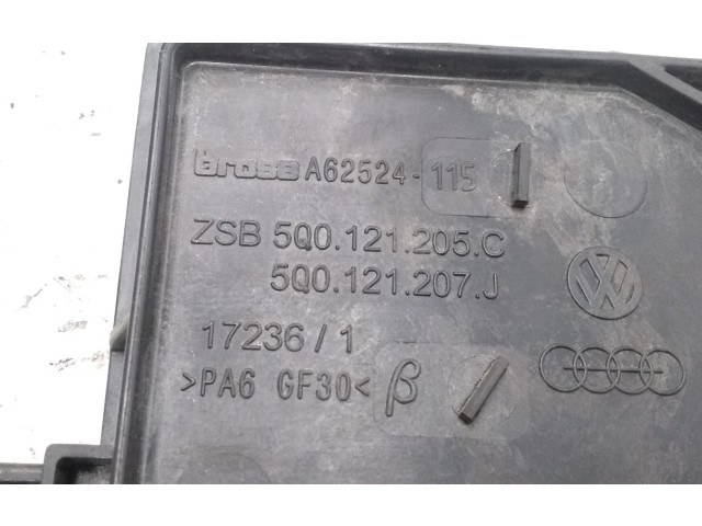 Вентилятор радиатора 5Q0121205C, 5Q0121207J Skoda Superb B8 (3V)