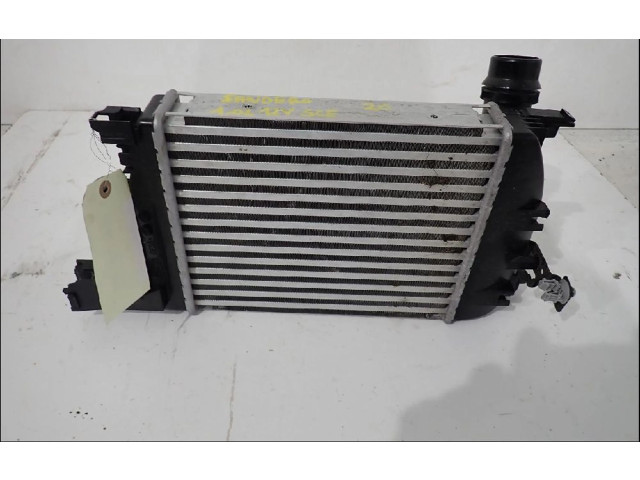 Интеркулер Dacia Sandero