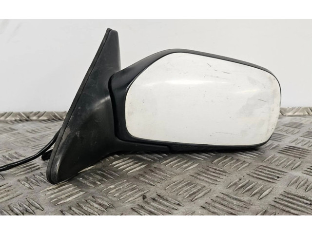 Zpětné zrcátko Nissan Sunny 023254