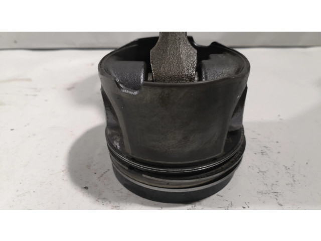 Поршень с шатуном 1741 BMW X5 E70 для дизельного двигателя 3.0