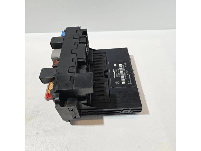 Блок предохранителей 2035454901, 5DK00848516 Mercedes-Benz CLC CL203