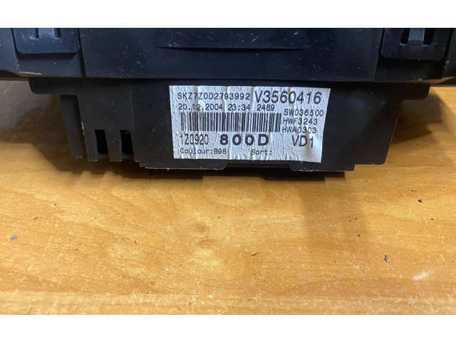Панель приборов 1Z0920800D, V3560416 Skoda Octavia Mk2 (1Z)