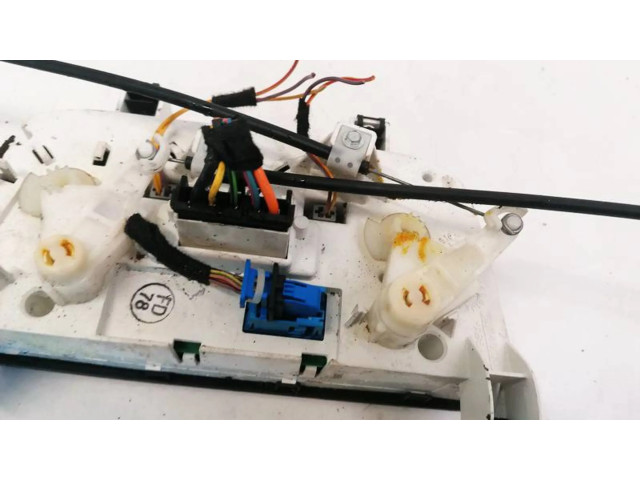 Блок управления климат-контролем B838   Fiat Grande Punto