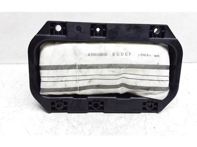 Подушка безопасности пассажира 30715602 Volvo S60