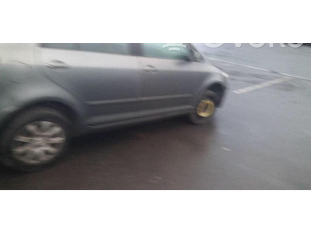 Зеркало электрическое        Volkswagen Golf Plus  2005 - 2013 года   