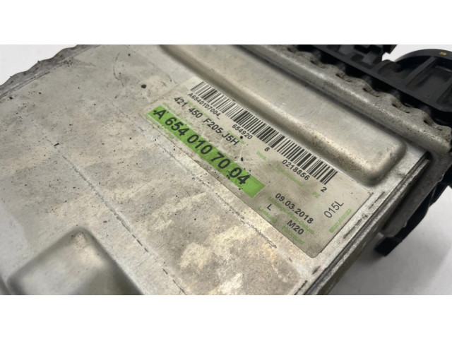 Интеркулер A6540906100 Mercedes-Benz E W213 2.2