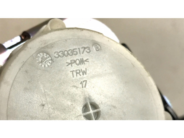 Задний ремень безопасности