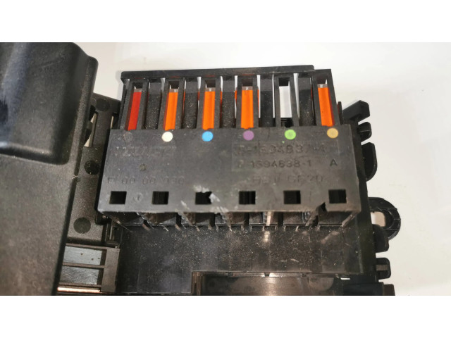 Pojistková skříňka A2115461441 Mercedes-Benz E W211 2005