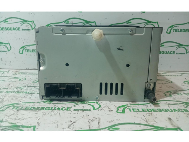 Pojistková skříňka Радио/ проигрыватель / навигация 96628256 Chevrolet Chevy Van 2007