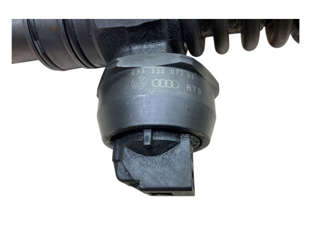 Vstřikovač 0414720232, 038130073BR   Volkswagen Caddy     