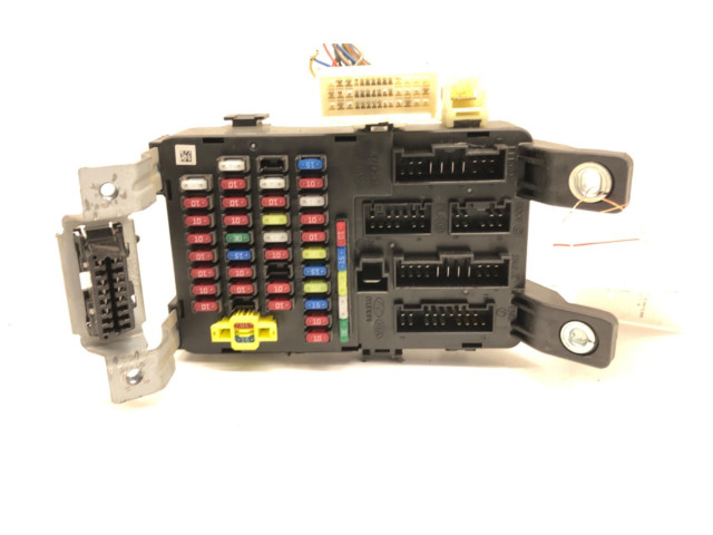 Блок предохранителей  91950-1G080   KIA Rio    