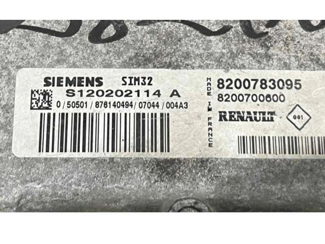 Блок управления двигателя 8200783095, SIEMENS   Renault Twingo II