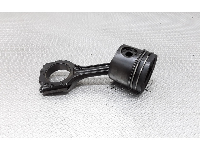  Поршень с шатуном -   Volvo V70  