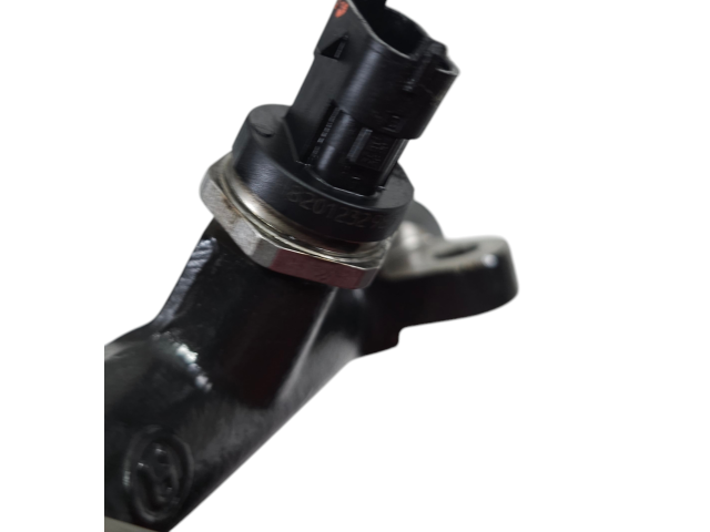 Vstřikovací lišta 175215346R, 175215346R Renault Captur