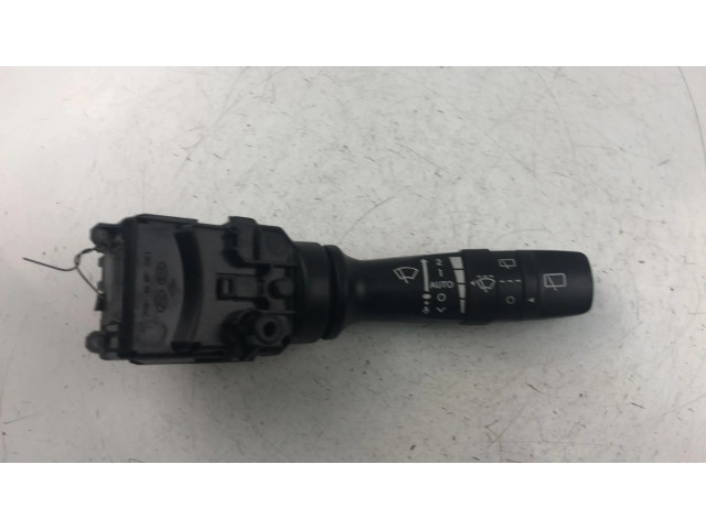 Подрулевой переключатель 934202Y660   KIA Sportage