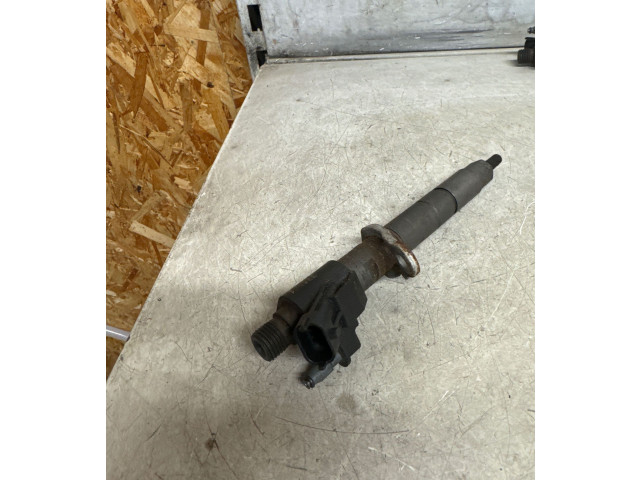 Форсунка 31303238, B44514146    Volvo V70  D 4164 T 