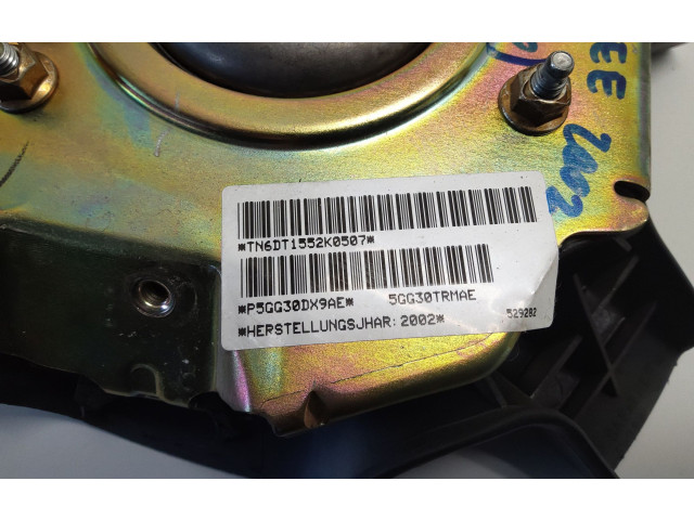 Подушка безопасности водителя P5GG30DX9AE, 99B Jeep Cherokee III KJ