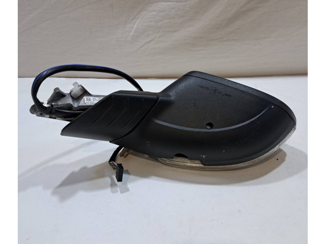 Зеркало электрическое        Volkswagen Golf VIII  2019 -  года   