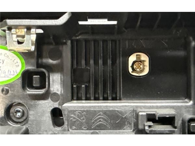 Дисплей    9824619980, 9824619980   Peugeot 2008 II