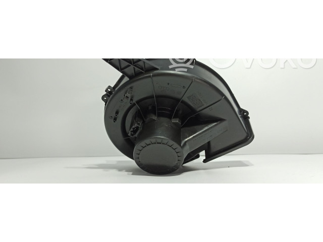 Вентилятор печки 6Q1819015J Audi A1