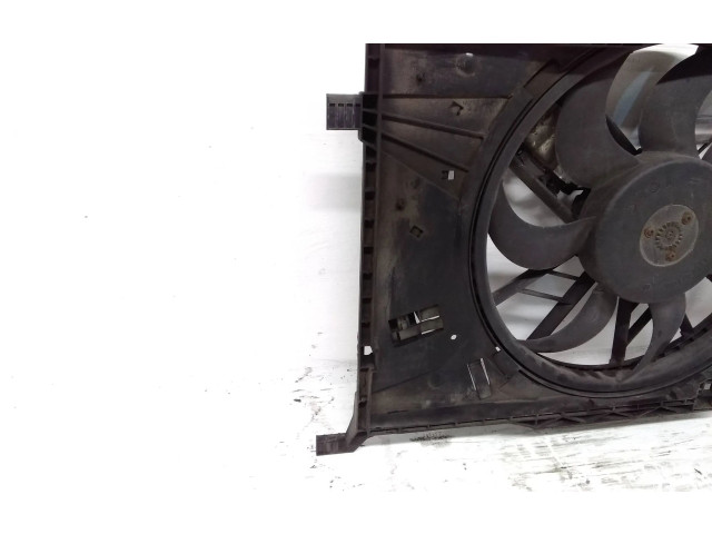 Zámek zadních dveří A1695002093, 0130303944 Mercedes-Benz A W169 2005