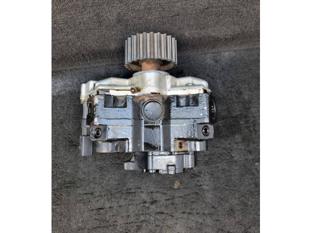 Vstřikovací čerpadlo 057130755K, 057130755M   Audi A8 S8 D3 4E    BVN 