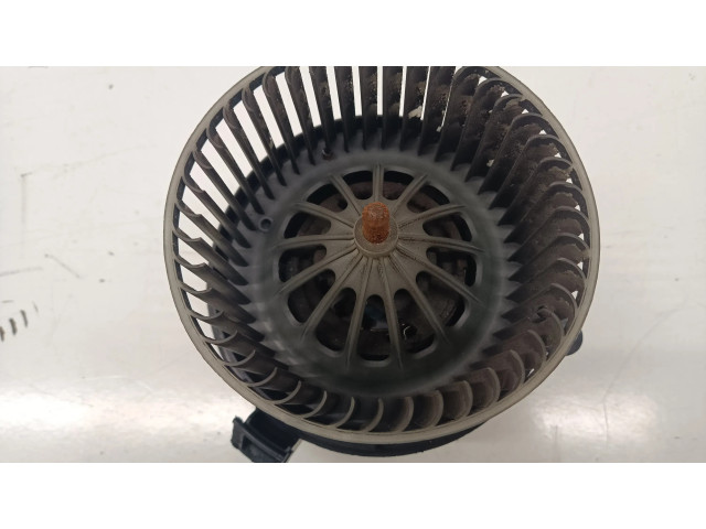 Вентилятор печки       Mercedes-Benz E W212