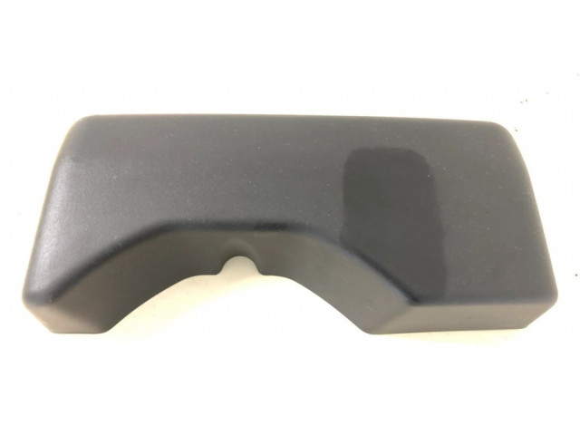 Другая деталь салона