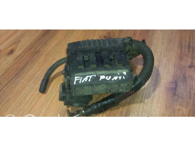 Pojistková skříňka Fiat Punto (176) 1996