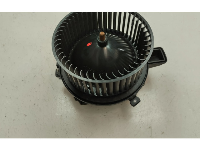 Вентилятор печки    4M1820021.A   Audi A4 Allroad