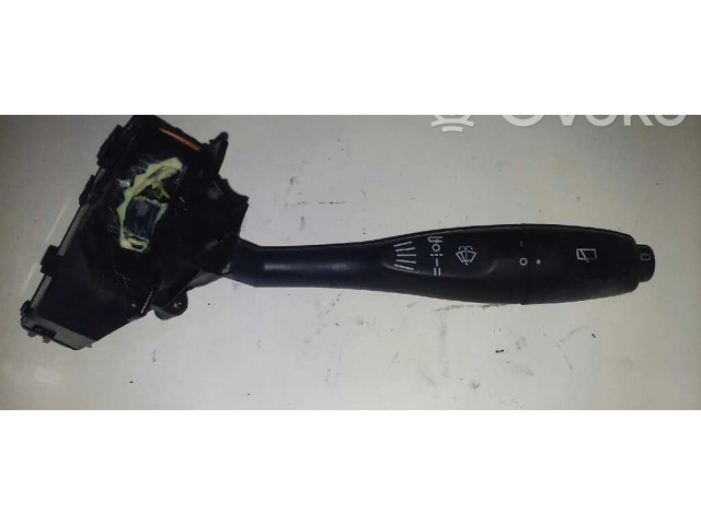 Ручка стеклоочистителей Mitsubishi Carisma