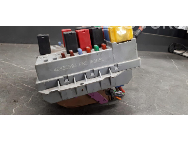   Pojistková skříňka 46835593   Fiat Punto (188) 2004