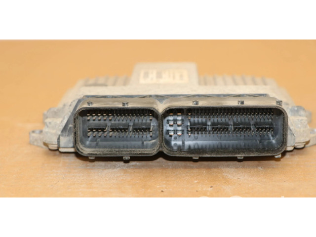 Блок управления двигателя 55566036   Vauxhall Astra H