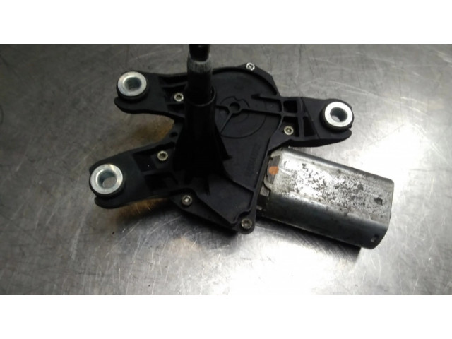 Двигатель стеклоочистителя заднего стекла