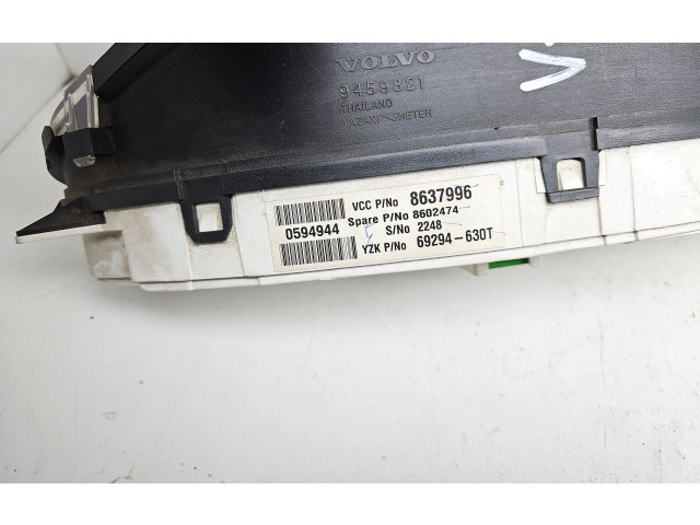 Панель приборов 8637996, 9459821   Volvo V70       