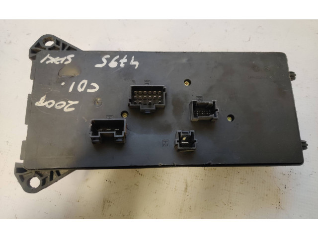 Блок предохранителей A9065450401 Volkswagen Crafter