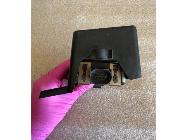 Датчик слепых зон 3Q0907566F Audi A3 8Y