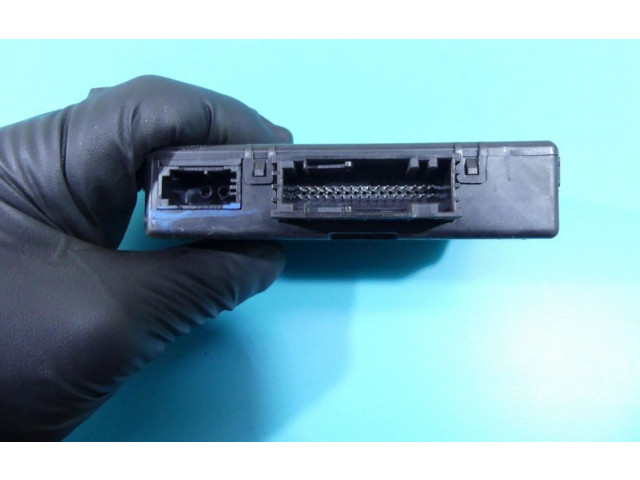 Pojistková skříňka Модуль кузова 7P6907530D, IMPRK1334251 Volkswagen Touareg II 2012