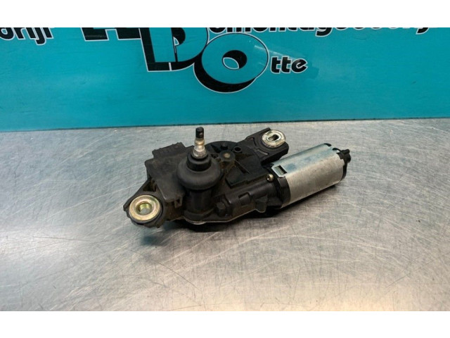 Моторчик заднего дворника 53027512, 2K0955712B Volkswagen Caddy