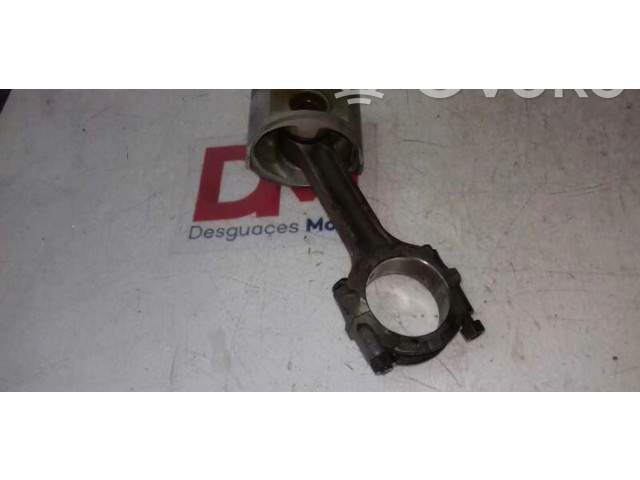 Поршень Nissan Navara