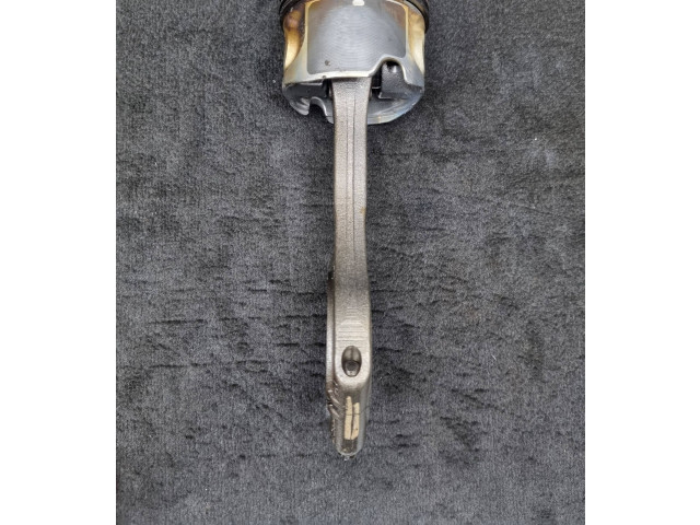 Píst 057107065CA, 057198401F   Audi Q7 4L     