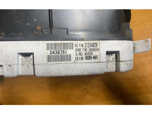 Панель приборов 31254828, 36000956 Volvo C70