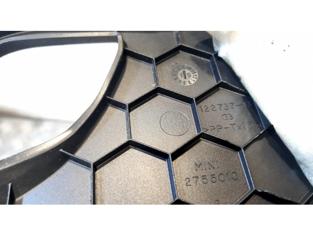 Другая деталь салона