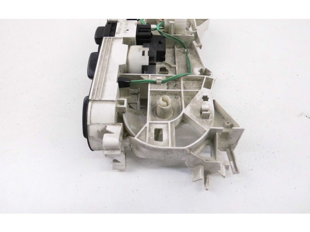 Блок управления климат-контролем Mitsubishi Lancer