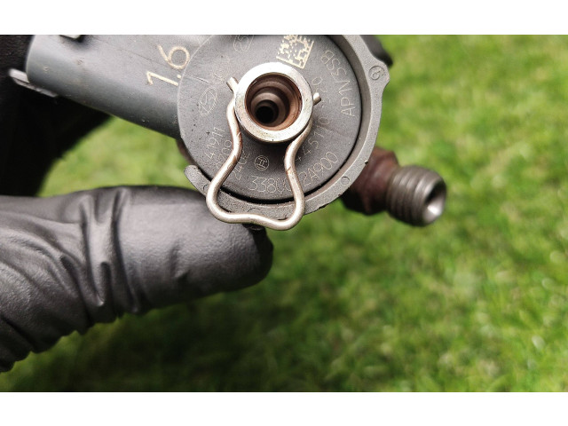 Vstřikovač 338002A900   KIA Soul     