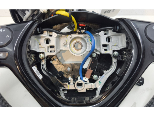 Руль Peugeot 108 2014 - года B0007578XX