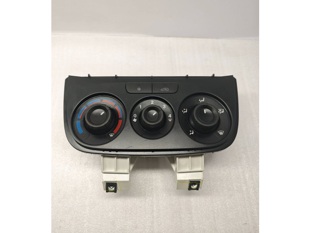 Блок управления климат-контролем 735498657 Fiat Doblo